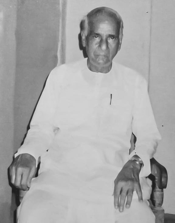 Dr. Manindra Nath Das